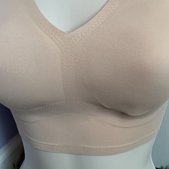 True and Co Laser Cut Flat Edge Removable Pads Seamless Bralette Bra Large - Picture 4 of 11